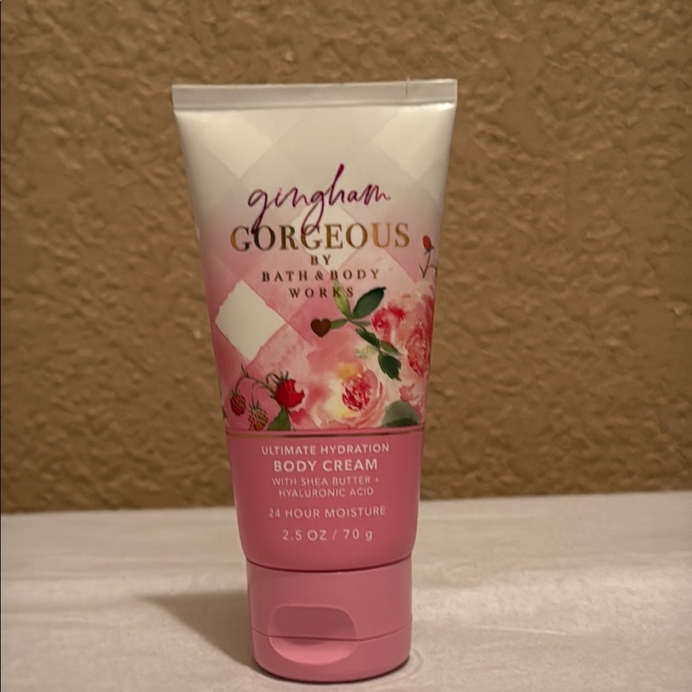 NWT Bath & Body Works Gingham Gorgeous Body Cream. 2.5 oz. Discontinued from BBW